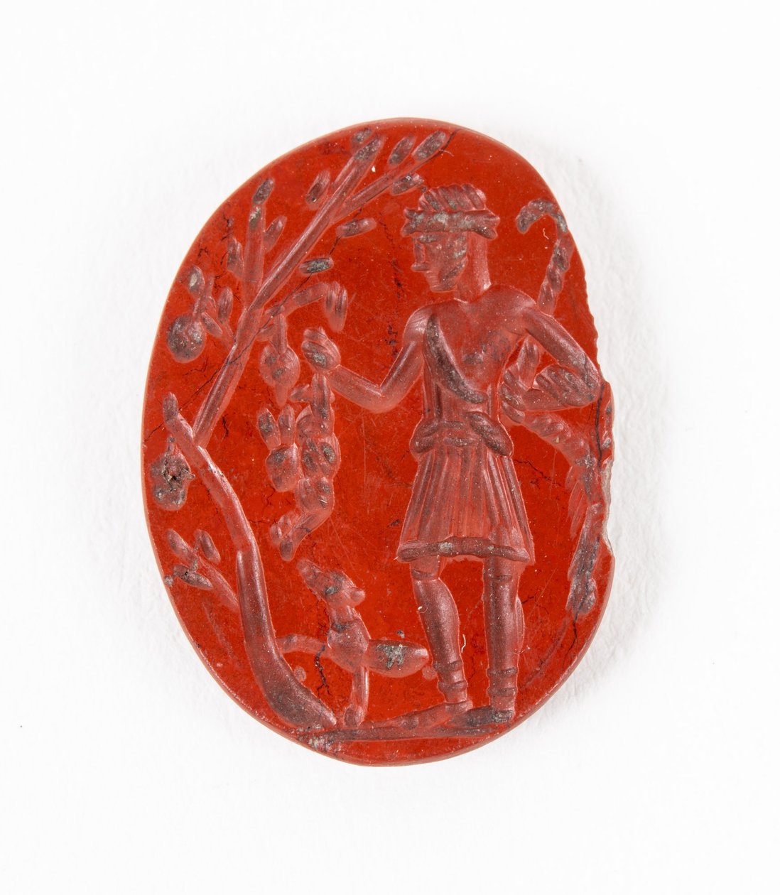 Syväpiirros South Shieldsistä, jossa näkyy Silvanus-Cocidius (roomalais-kelttiläinen metsästäjäjumala) jäniksen ja koiran kanssa, 3. vuosisadan alku jKr. tekijältä Roman