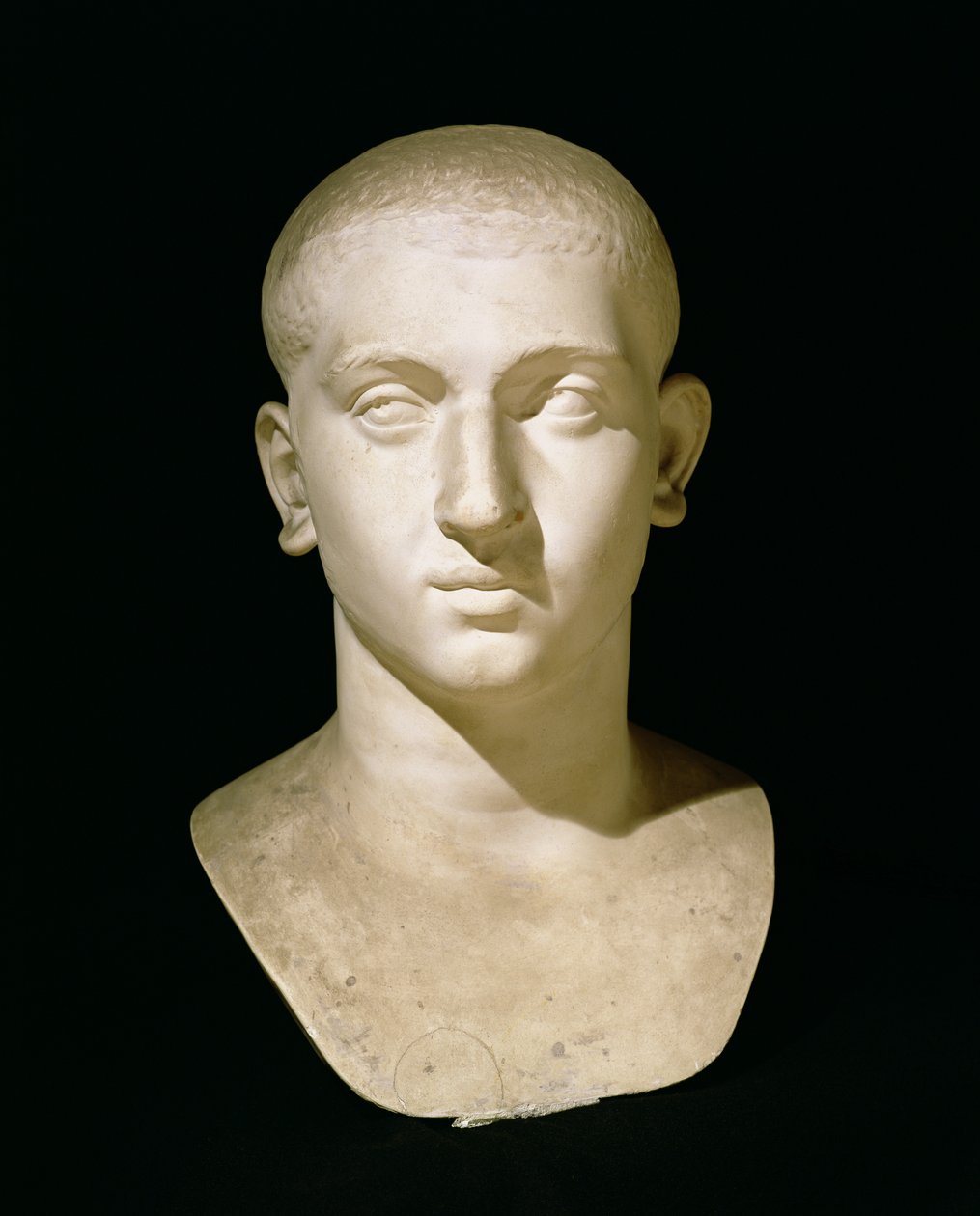 Keisari Severus Aleksanterin (jKr 205-35) muotokuva (marmori) tekijältä Roman