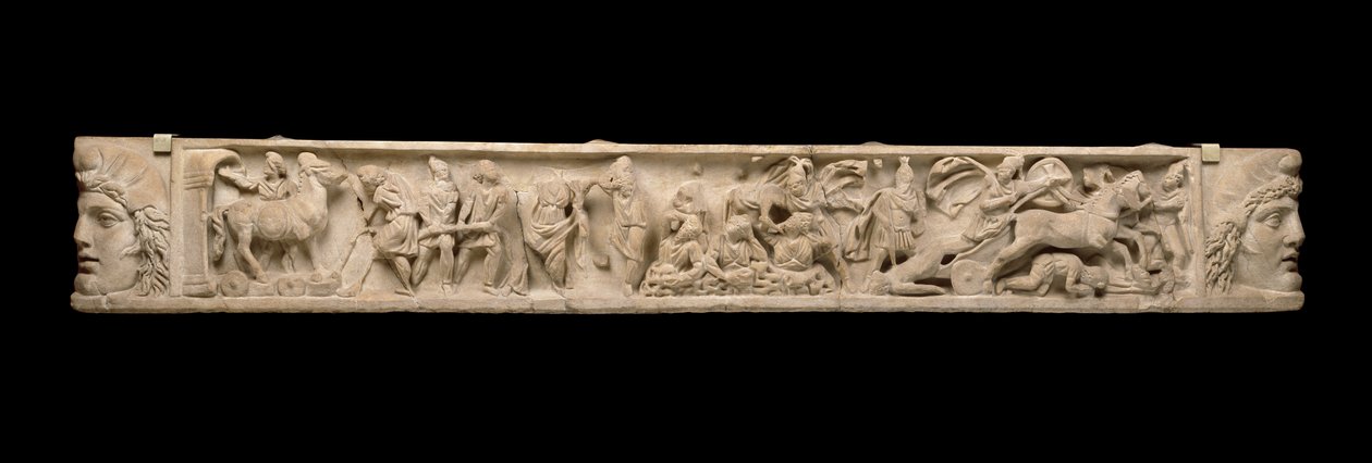 Sarkofagin kansi Troijan sodan kohokuviolla - Troijan säkki, Troijan hevonen ja Akhilleus sekä Hektorin ruumis, n. 200 jKr (marmori) tekijältä Roman