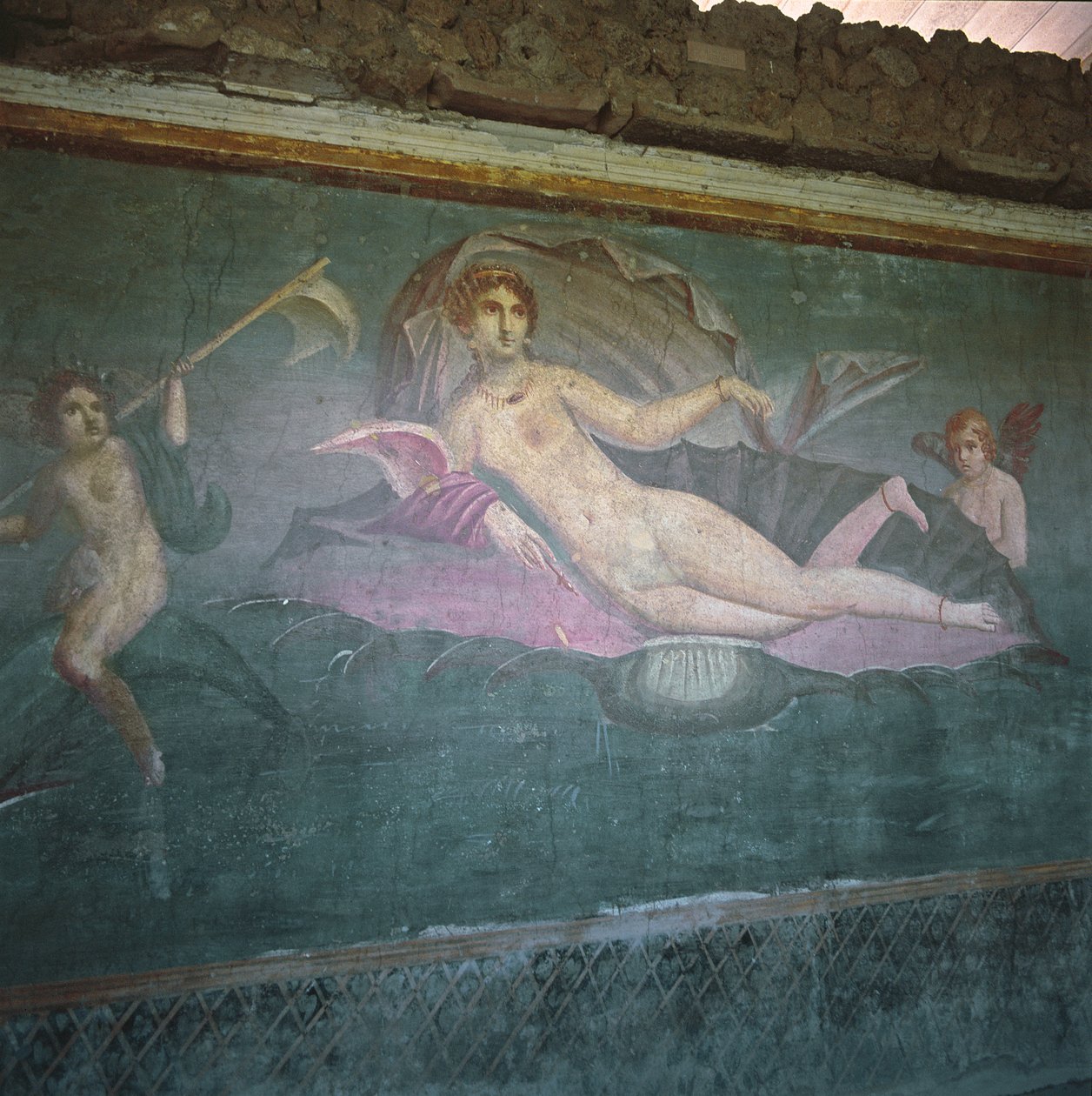 Venus purjehtii merellä tekijältä Roman