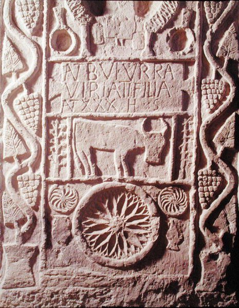 Stela Buturrasta, Viriathuksen (180-139 eKr.) tytär Espanjan lusitaanien päällikön tekijältä Roman Roman