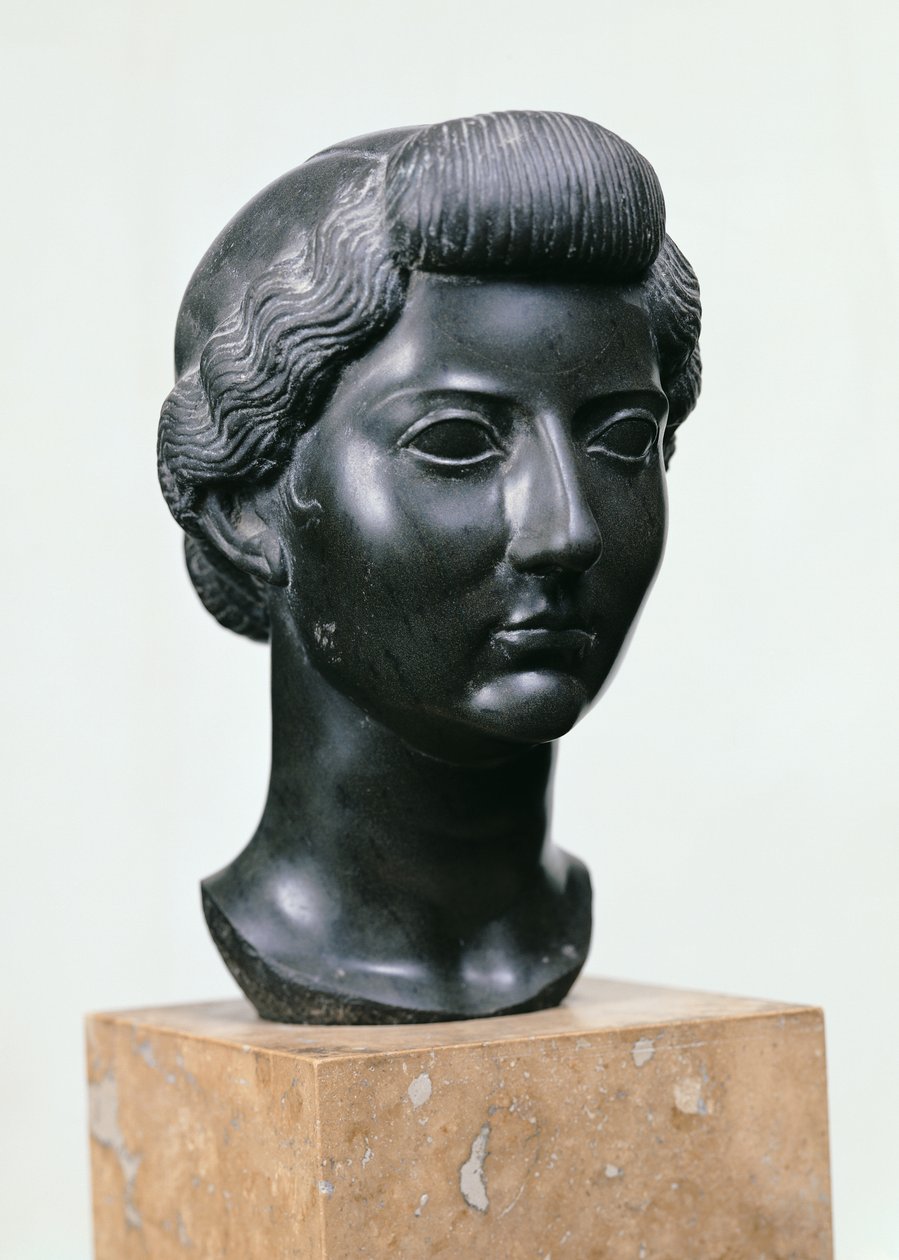 Livian pää (n. 55 eKr.-29 jKr) (basaltti) tekijältä Roman