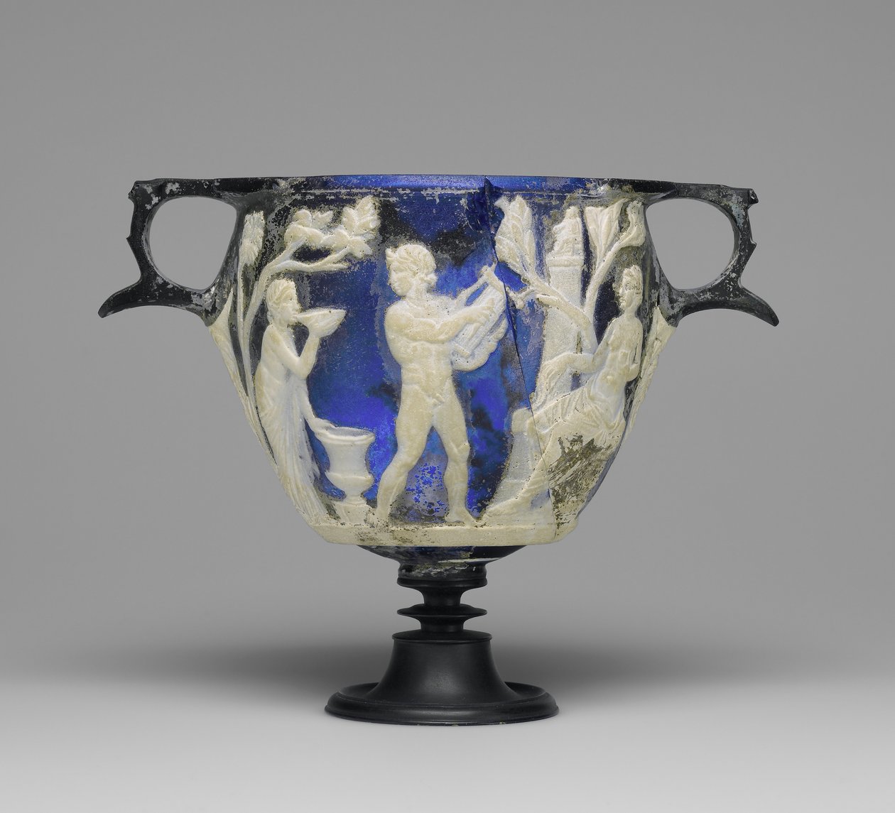 Cameo Glass Skyphos, c.1 AD (lasi) tekijältä Roman Imperial Period