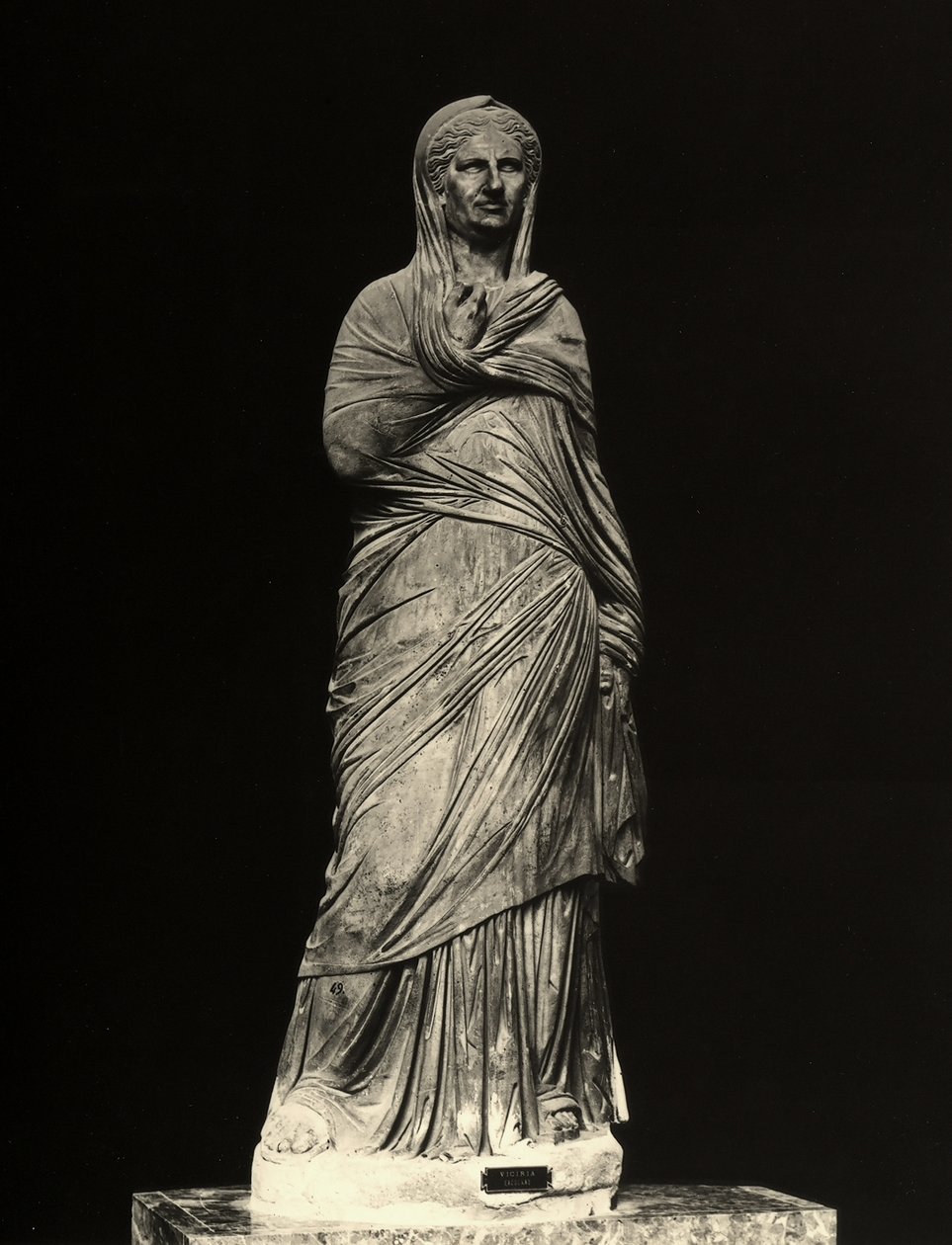 Viciria Arcate, Balbusin vaimo (marmori) tekijältä Roman Roman