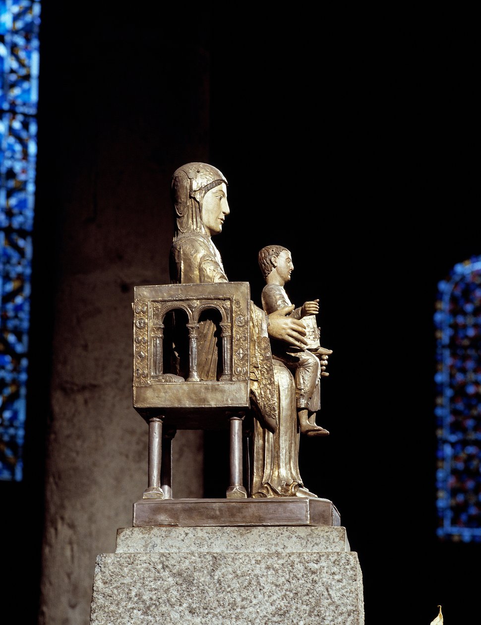 Neitsyt ja lapsi (veistos) tekijältä Romanesque