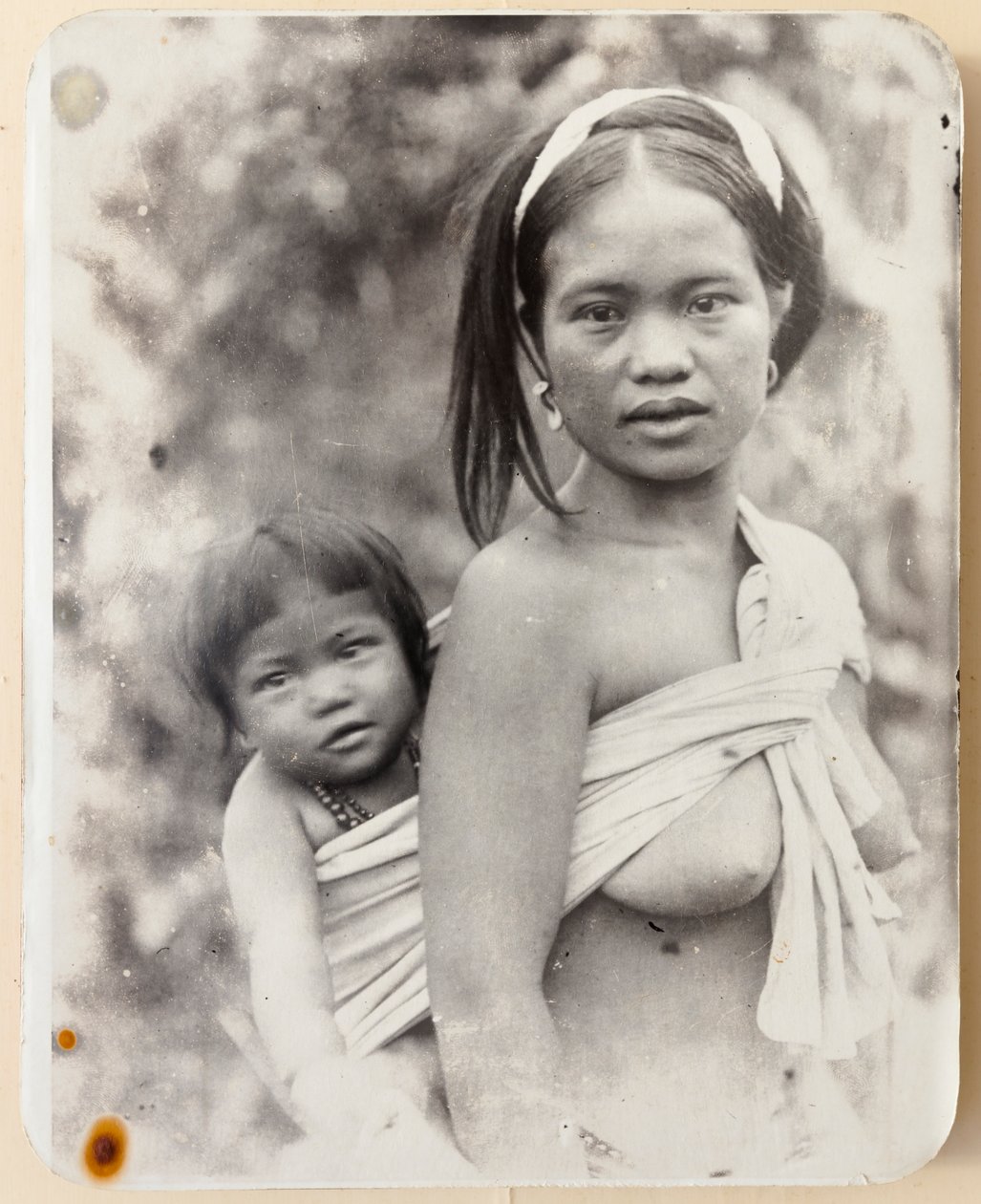 Ifugao äiti ja lapsi tekijältä Roy Barton
