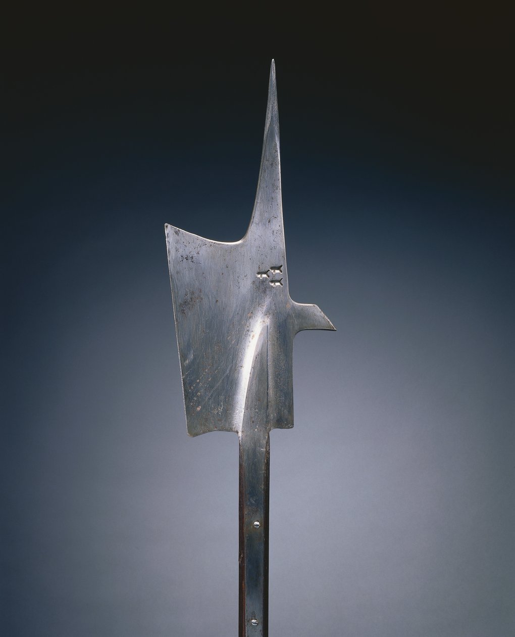 Halbard, n. 1480-1500 (teräs ja puu) tekijältä Swiss School