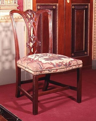 Chippendalen nauhaselkätuoli, n. 1760 (mahonki) tekijältä Thomas Chippendale