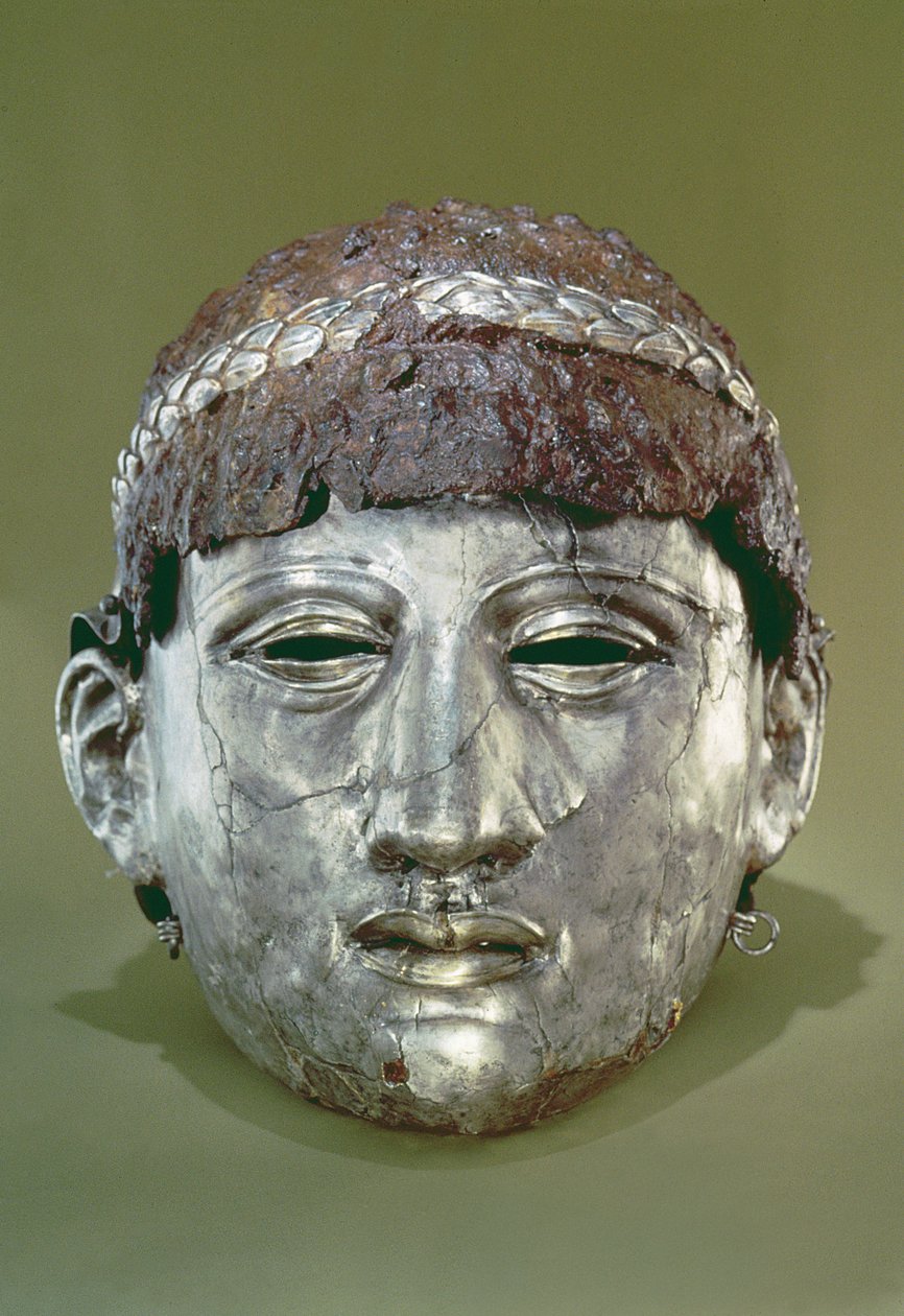 Kypärä kahdessa osassa (rauta) tekijältä Thracian