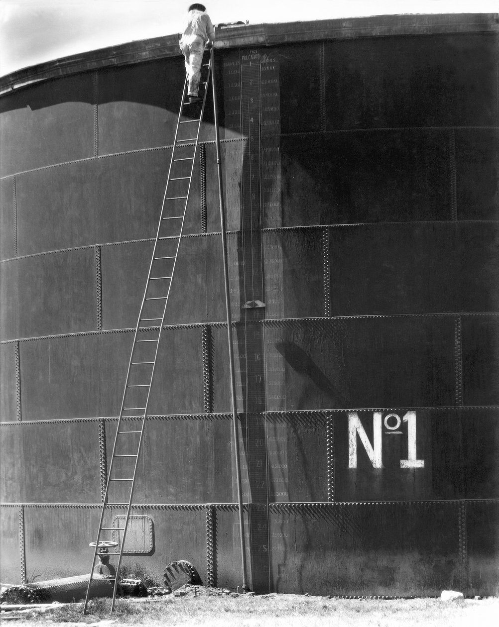 Tank No, 1, Meksiko, 1927 tekijältä Tina Modotti
