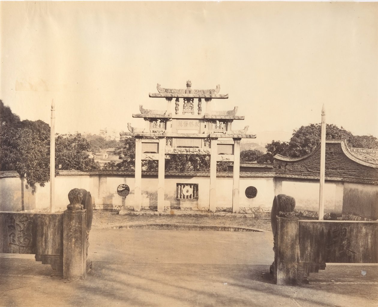 Riemukaari, Foochow, n. 1869. tekijältä Tung Hing.