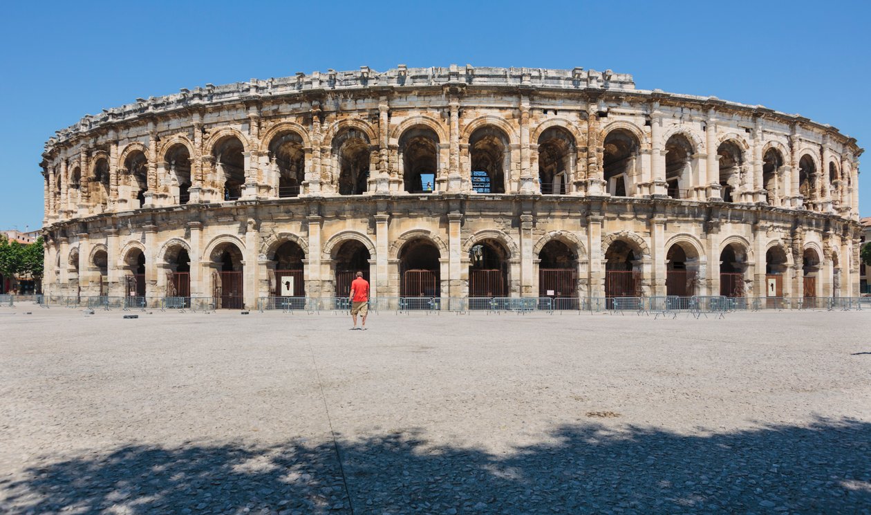 Nimes, Ranska. roomalainen amfiteatteri. tekijältä Unbekannt Unbekannt