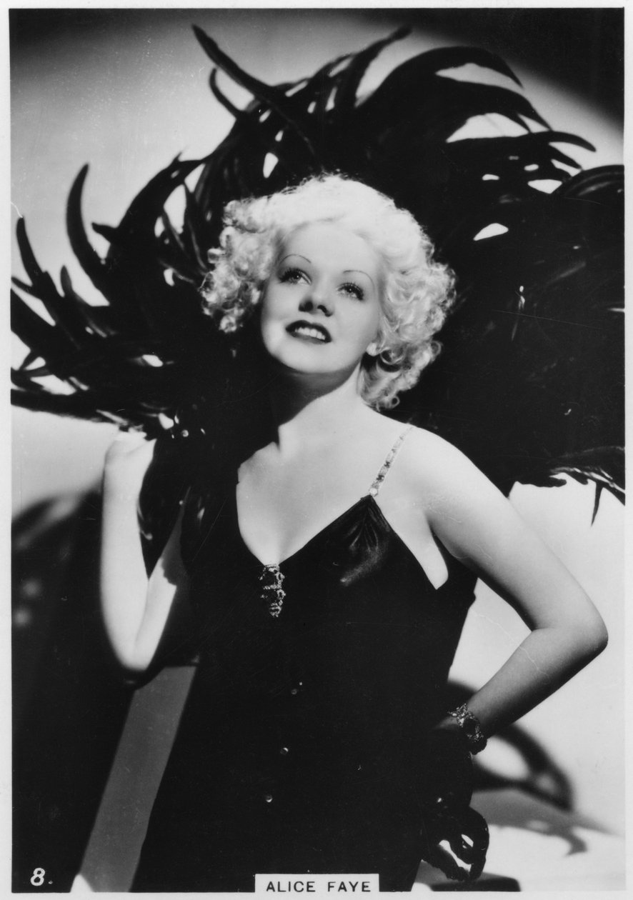 Alice Faye, yhdysvaltalainen näyttelijä ja laulaja, v. 1938 tekijältä Unbekannt
