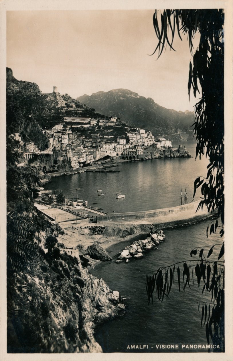 Amalfi - Panoraamanäkymä, c1910. tekijältä Unbekannt