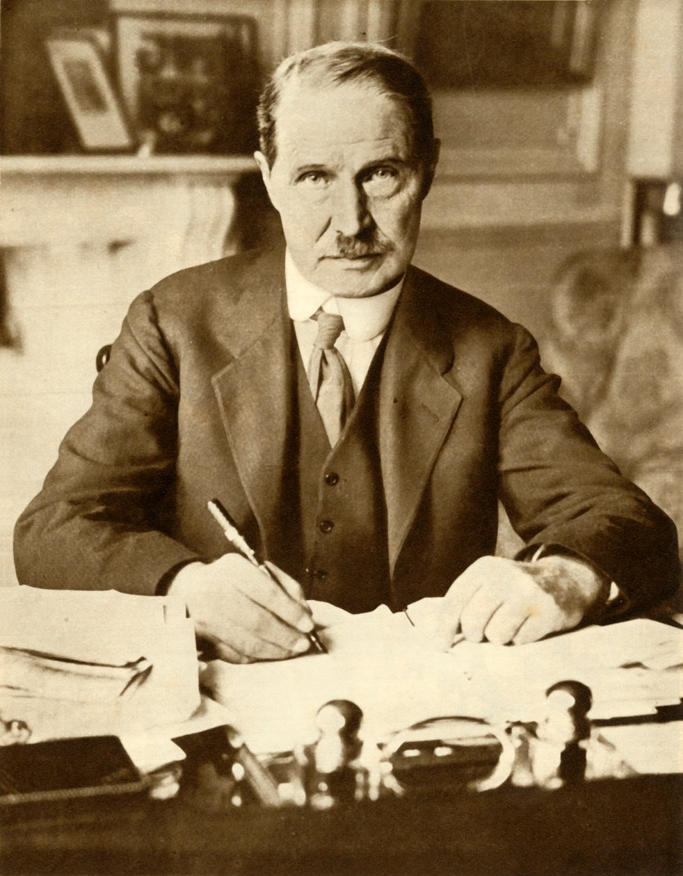 Andrew Bonar Law, 1922, 1935. tekijältä Unbekannt