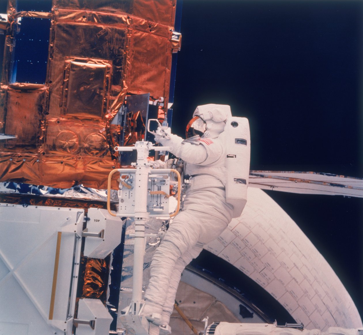 Astronautti sukkulalennolla 41-C, 1984 tekijältä Unbekannt