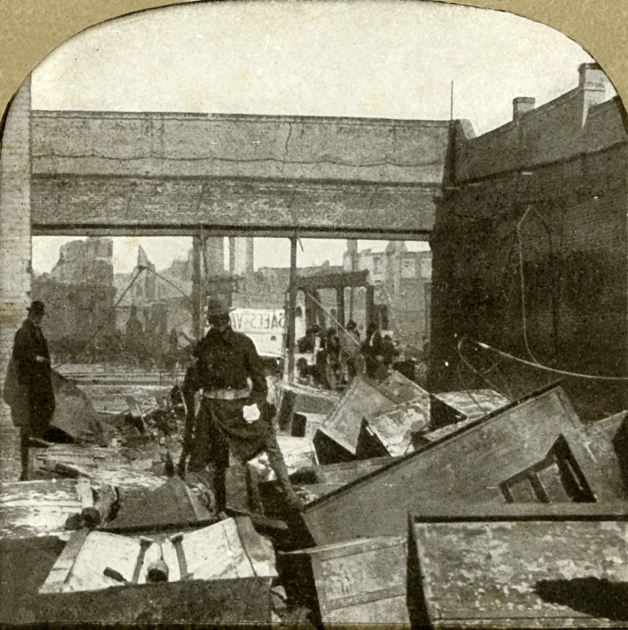 Pankkikassakaapit vartioituina, 1906. tekijältä Unbekannt
