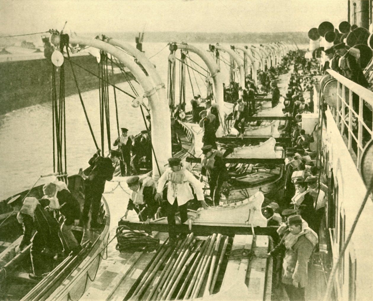 Boat Drill Aboard the Aquitania., c1930. tekijältä Unbekannt