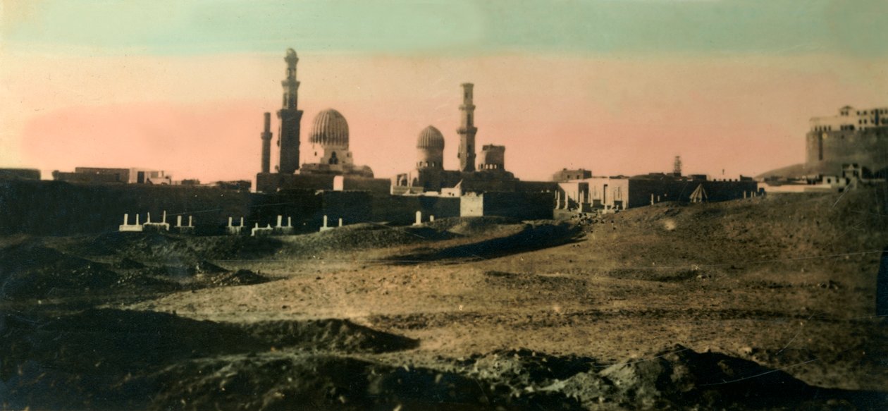 Kairo: Mameloukien haudat, c1918-c1939. tekijältä Unbekannt