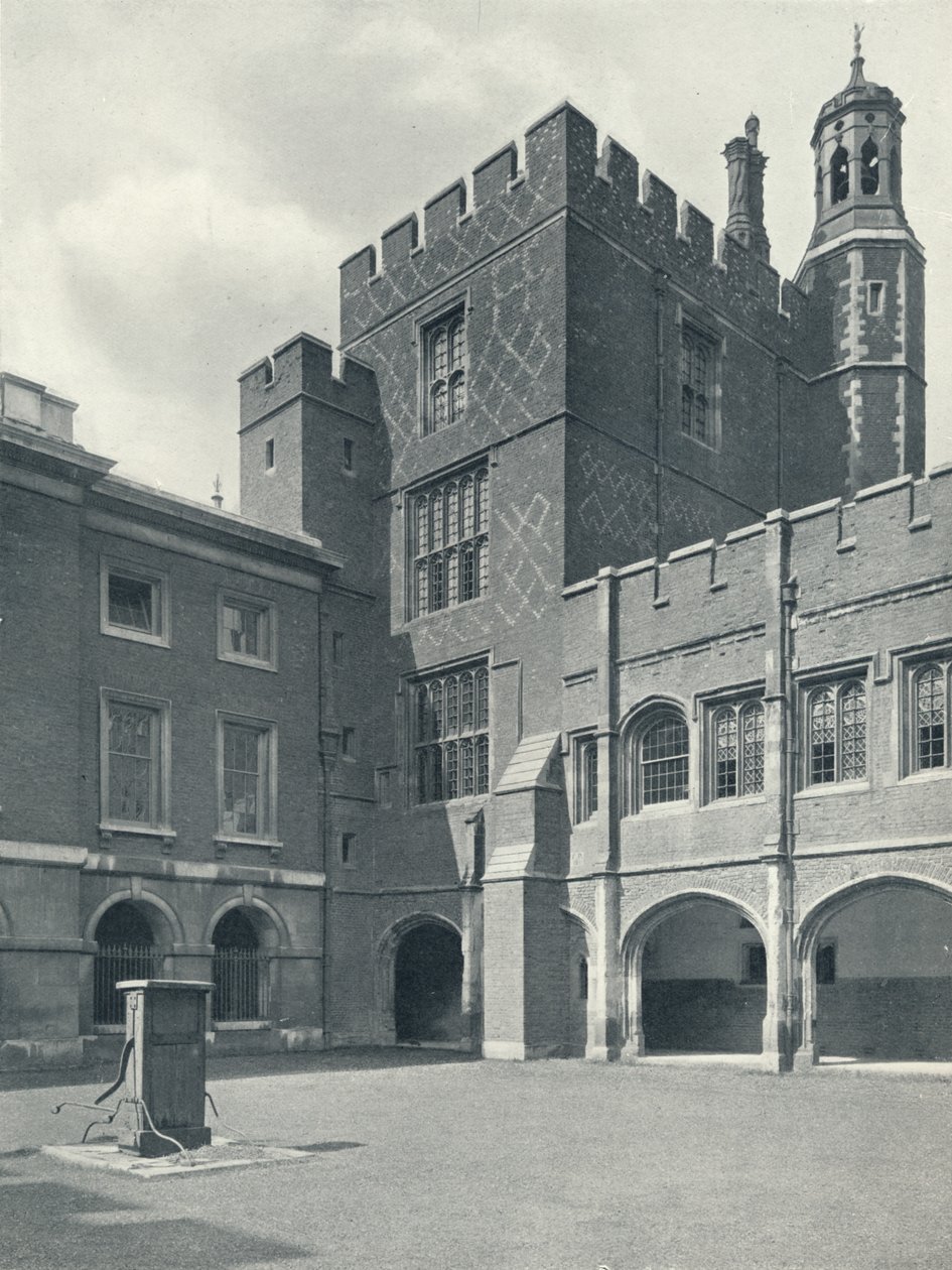Cloisters and College Library, 1926 tekijältä Unbekannt