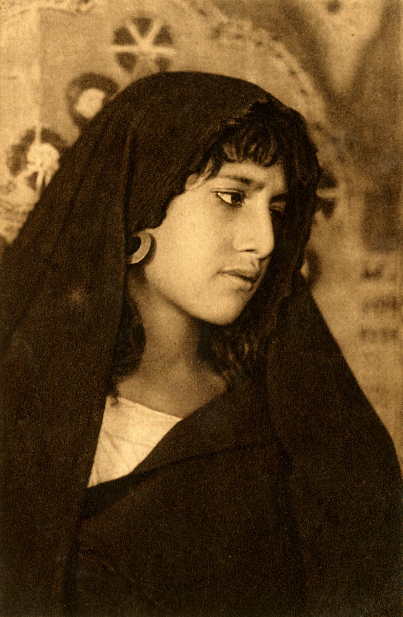 Egypti - Arabian Beauty, c1918-c1939. tekijältä Unbekannt