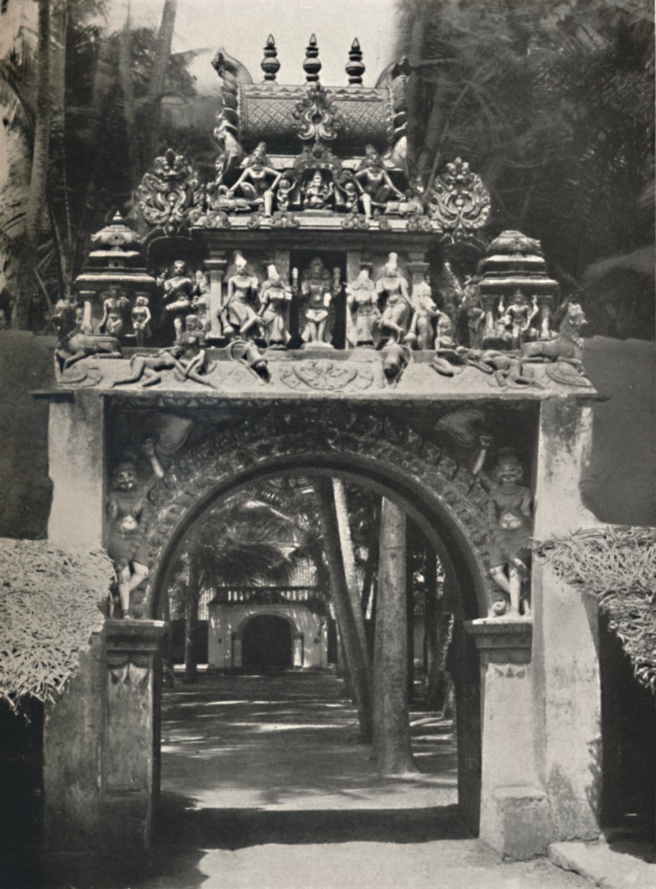 Sisäänkäynti hindutemppeliin, Ceylon, 1926 tekijältä Unbekannt