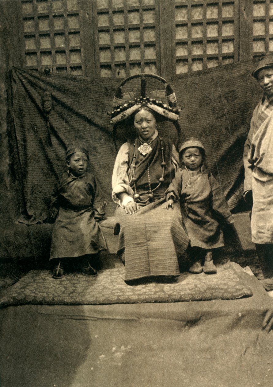 Tingrin kuvernöörin perhe, c1918-c1939. tekijältä Unbekannt