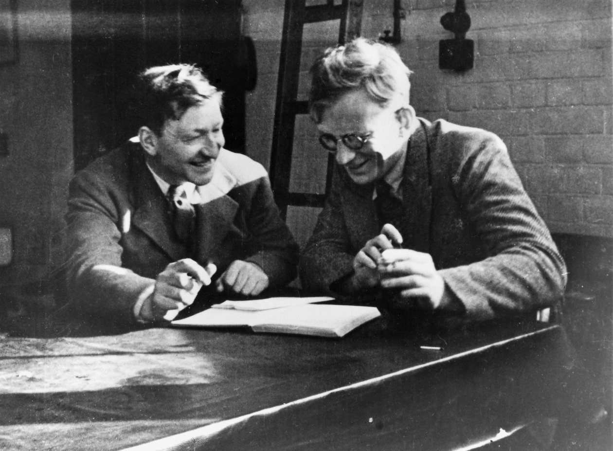 John Cockcroft ja George Gamow, n. 1930 tekijältä Unbekannt