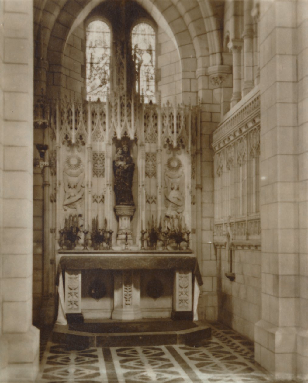 Lady Chapel, Buckfast Abbey, 1800-luvun loppu - 1900-luvun alku tekijältä Unbekannt