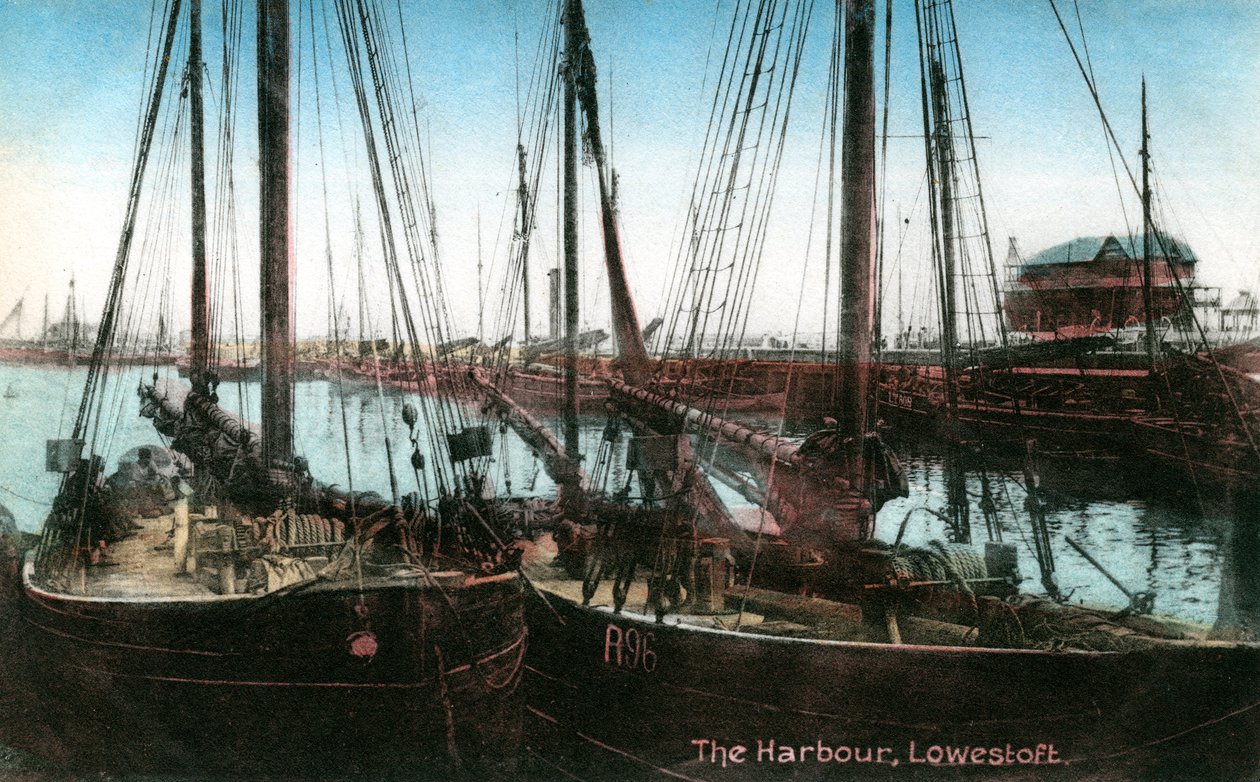 Lowestoftin satama, Suffolk, 1909 tekijältä Unbekannt