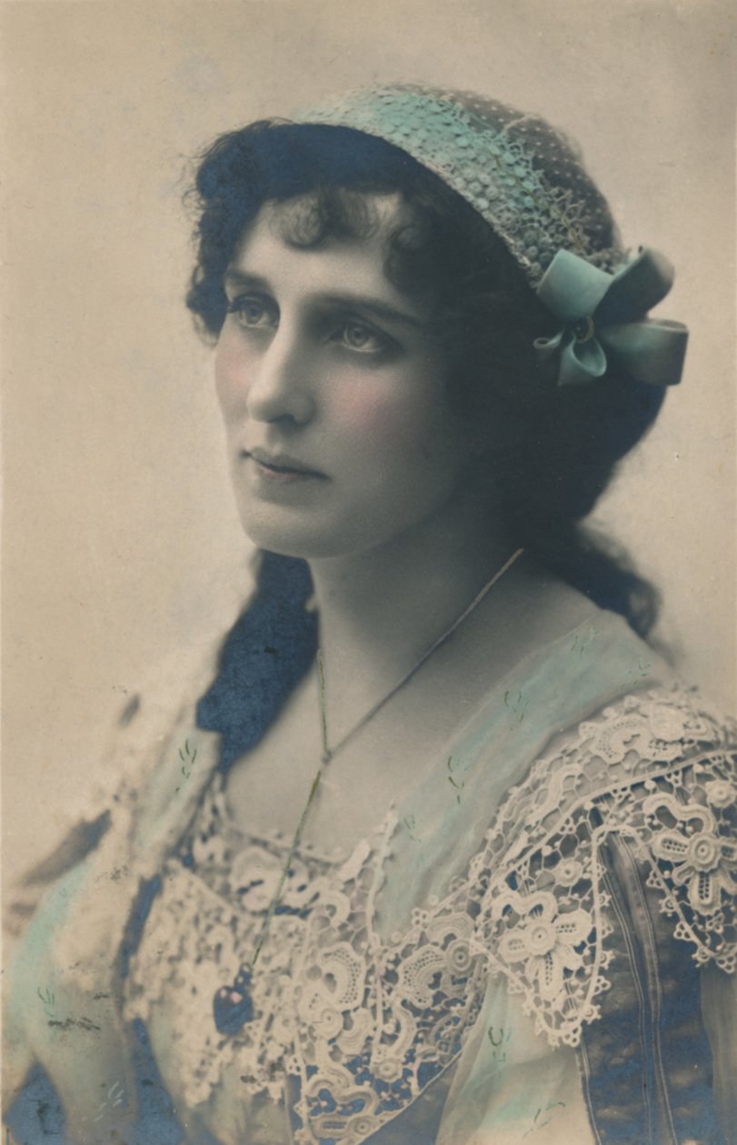 Neiti Evelyn Millard 1849-1941, c1930. tekijältä Unbekannt