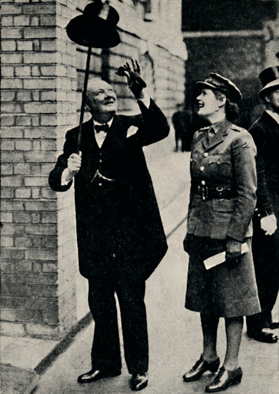 Mr. Churchill iloisella tuulella, 1940-luku, 1945. tekijältä Unbekannt