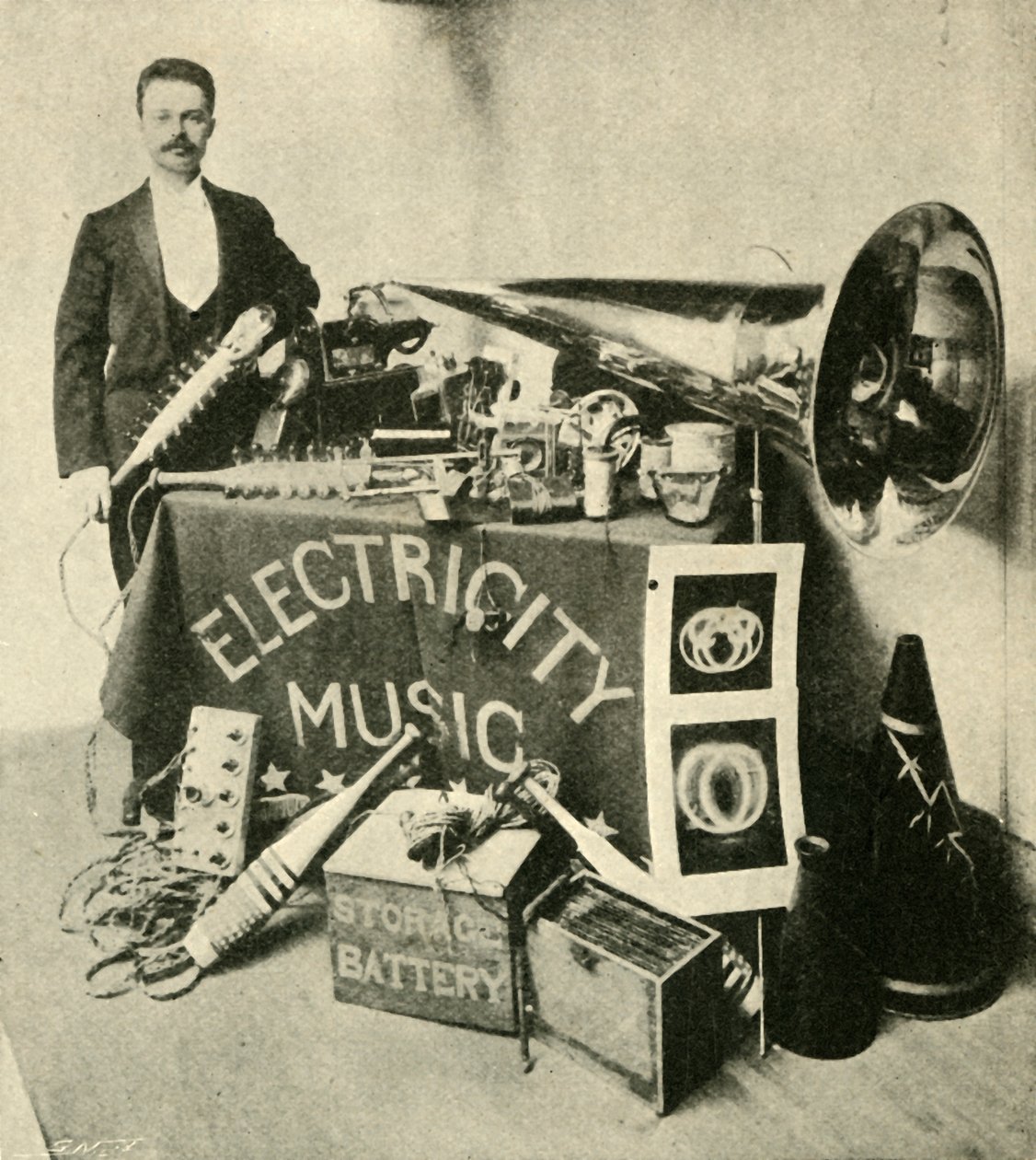 Mr. Patterson ja hänen laitteensa, 1900. tekijältä Unbekannt