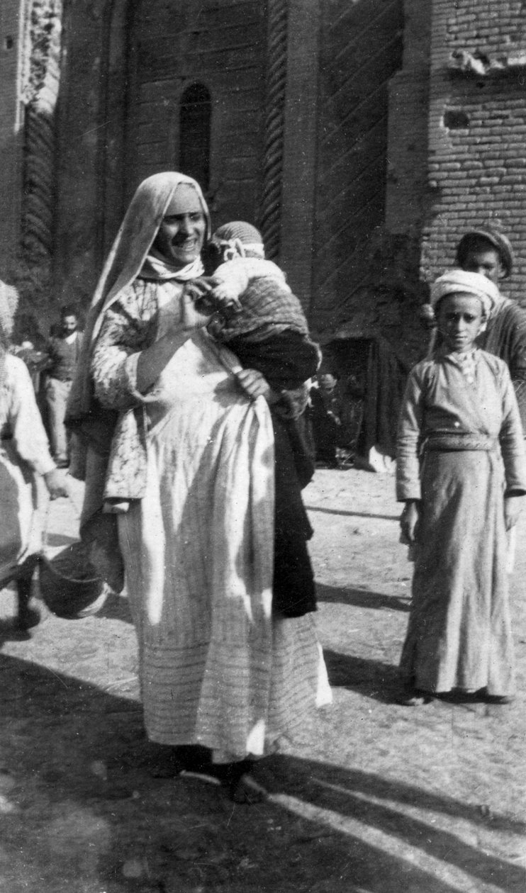 Musliminainen ja -lapsi, Irak, 1917-1919 tekijältä Unbekannt