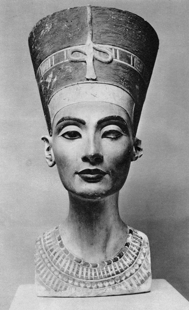 Kuningatar Nefertiti 1410 eaa.-1330 eKr., c1370 eKr. 1936 tekijältä Unbekannt