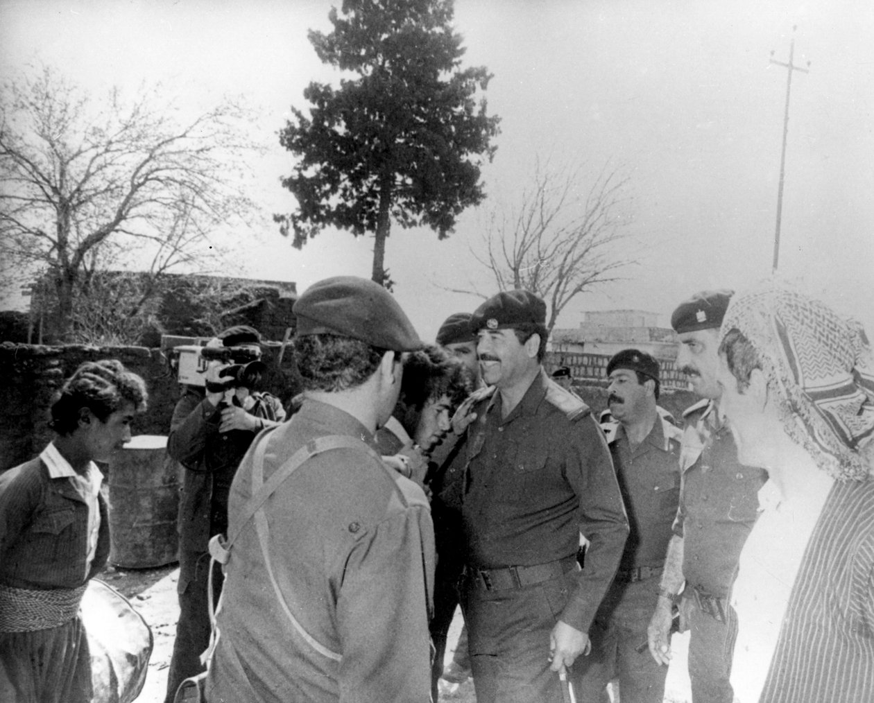 Saddam Hussein kiertueella Irakissa, 1987 tekijältä Unbekannt