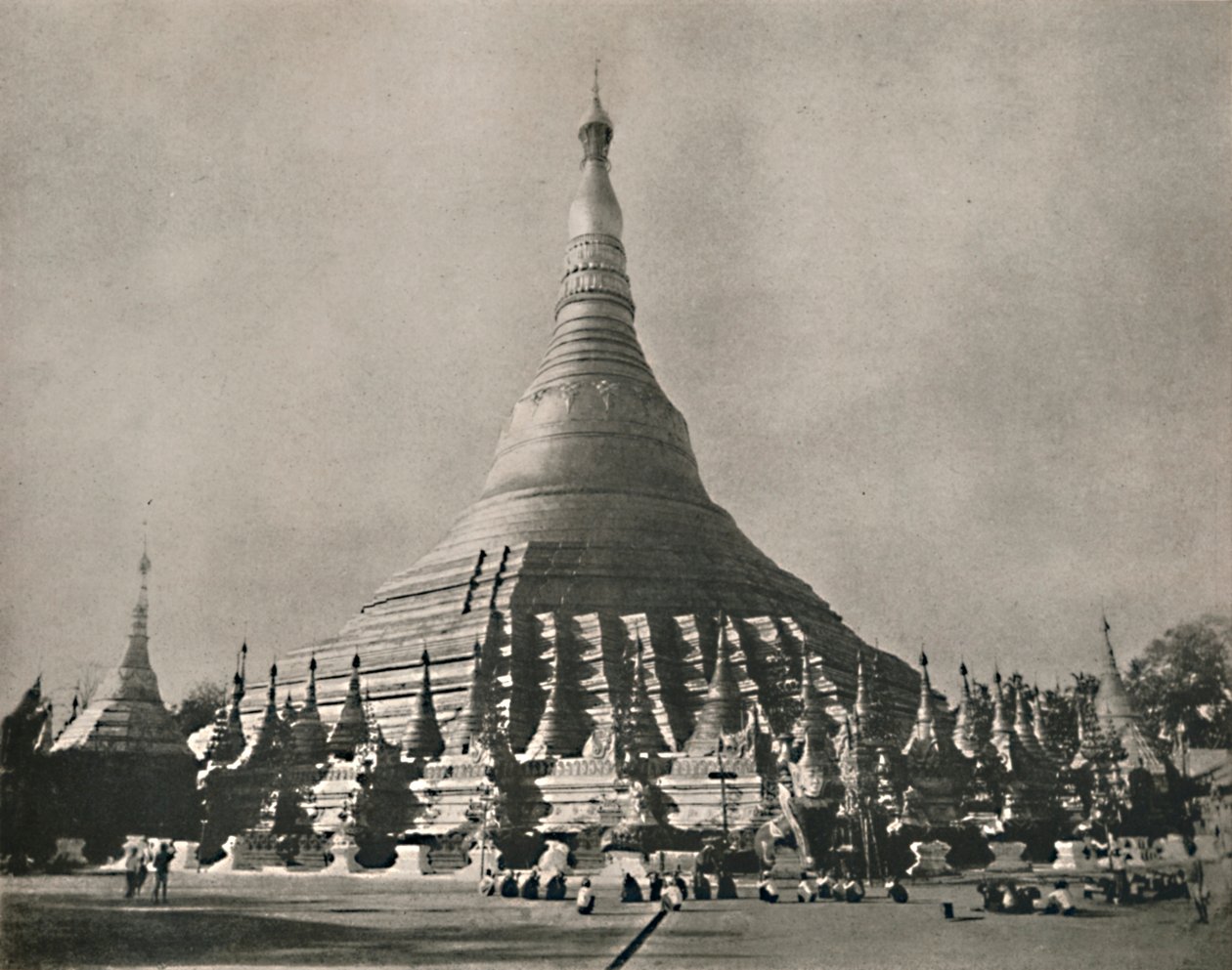 Shwedagonin pagodi, Yangon, 1900. tekijältä Unbekannt