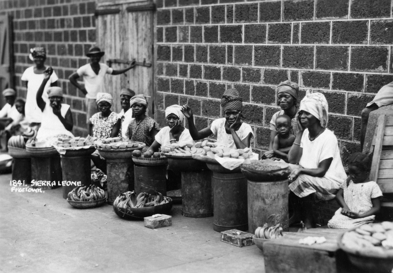 Street traders, Freetown, Sierra Leone, 1900-luku tekijältä Unbekannt