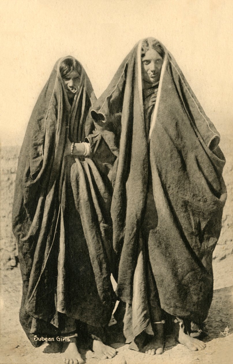 Subean Girls, c1918-c1939. tekijältä Unbekannt