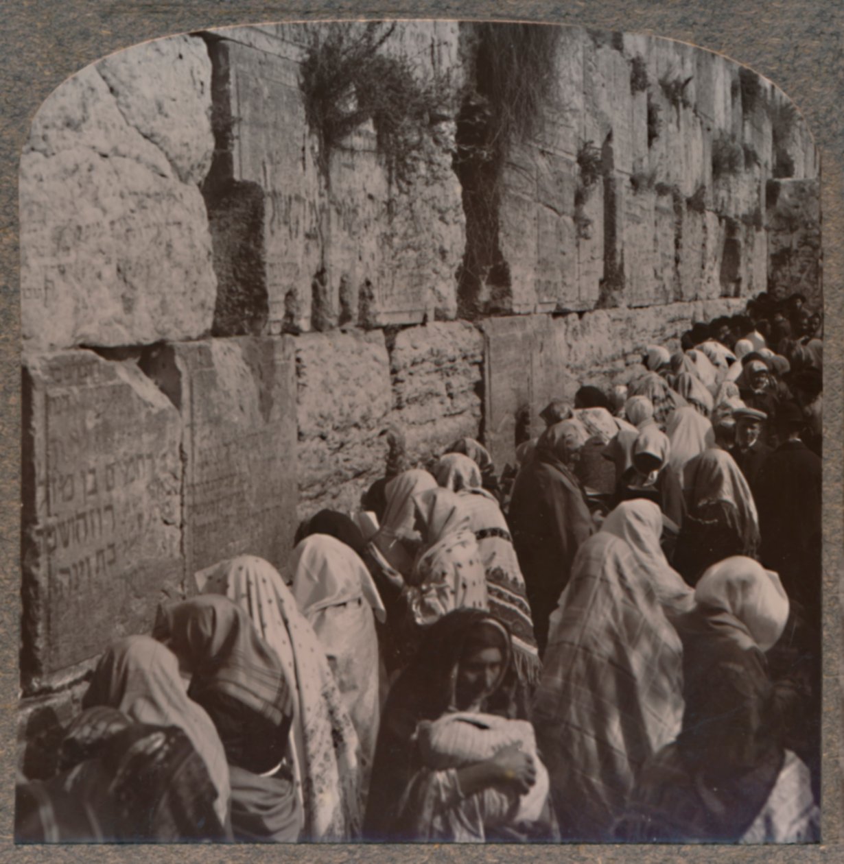 Juutalaisten itkupaikka, Jerusalem, 1900 tekijältä Unbekannt