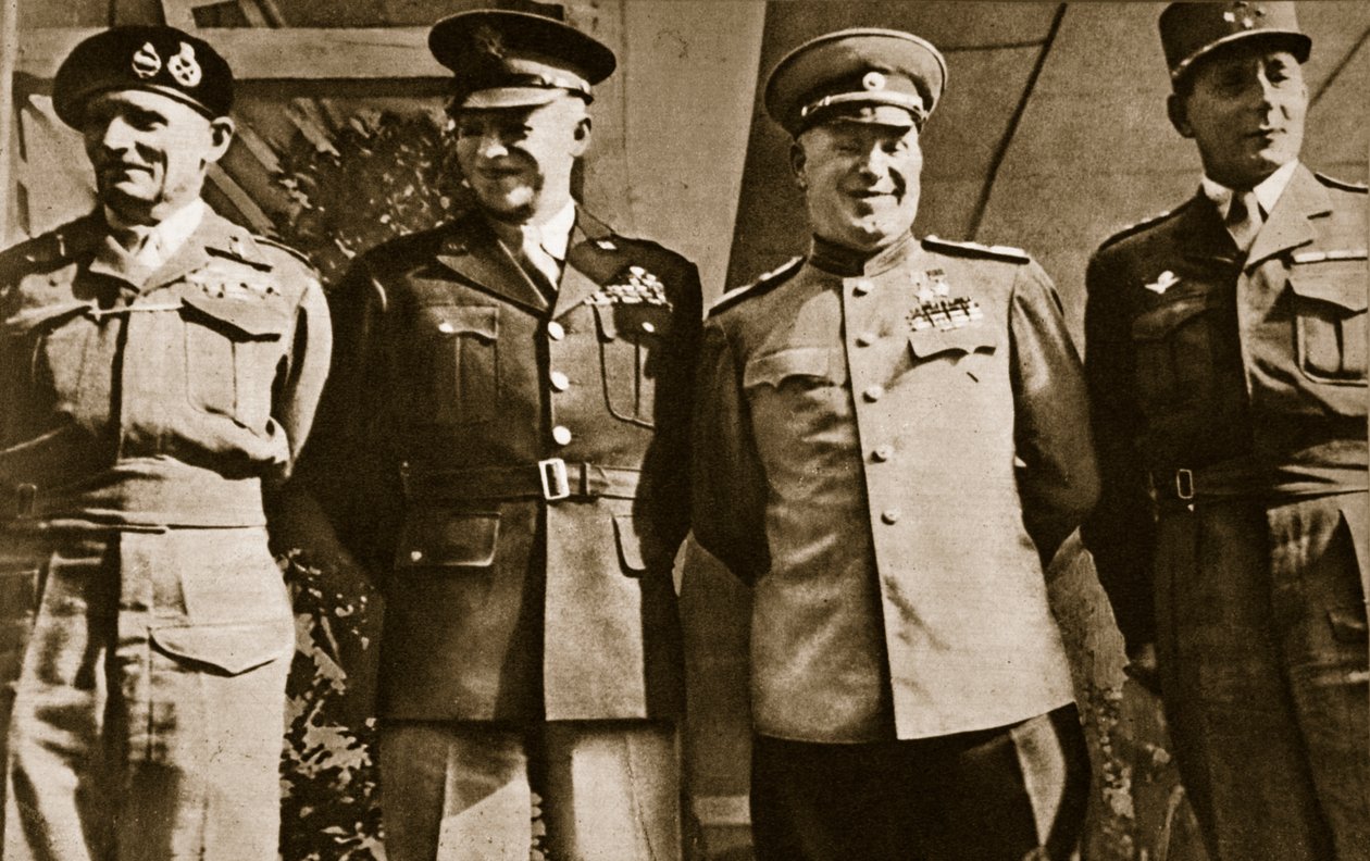 Kenraali Montgomery, kenraali Eisenhower, marsalkka Zhukov ja kenraali de Lattre de Tassigny, Berliini, 5. kesäkuuta 1945 tekijältä Unbekannt Unbekannt