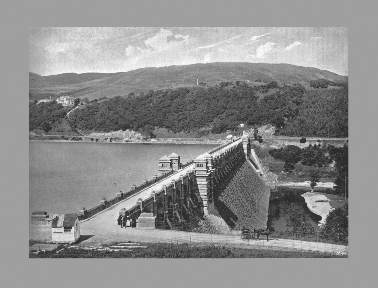 Dam, Vyrnwy-järvi, 1900 tekijältä Valentine and Sons Ltd