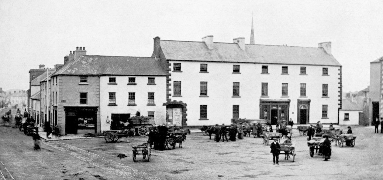 The Square, Mountmellick, County Laois, Irlanti, 1924-1926. tekijältä W. Lawrence
