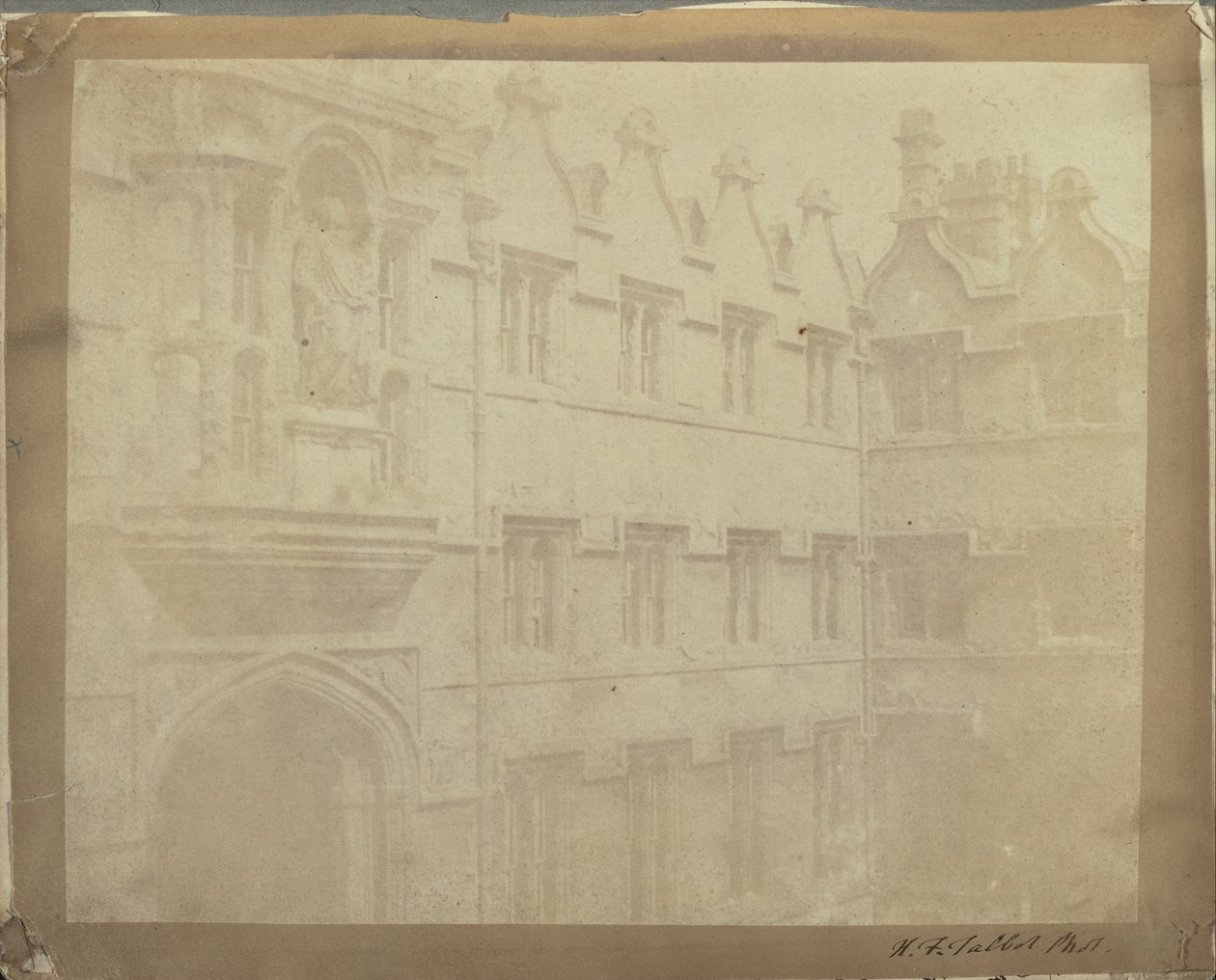 Radcliffen nelikulma, University College, Oxford. tekijältä William Henry Fox Talbot