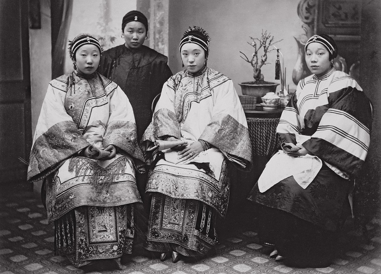 Kiinan naiset, n. 1880 (albumiprintti) tekijältä William Saunders