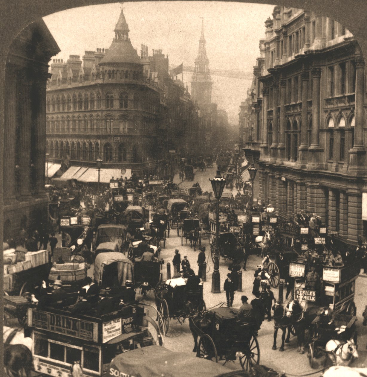 Cheapside, Lontoo, 1896. tekijältä Works and Sun Sculpture Studios