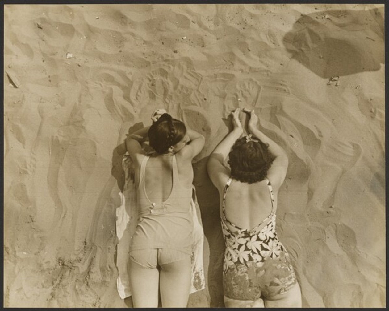 [Coney Island] tekijältä Yasuo Kuniyoshi