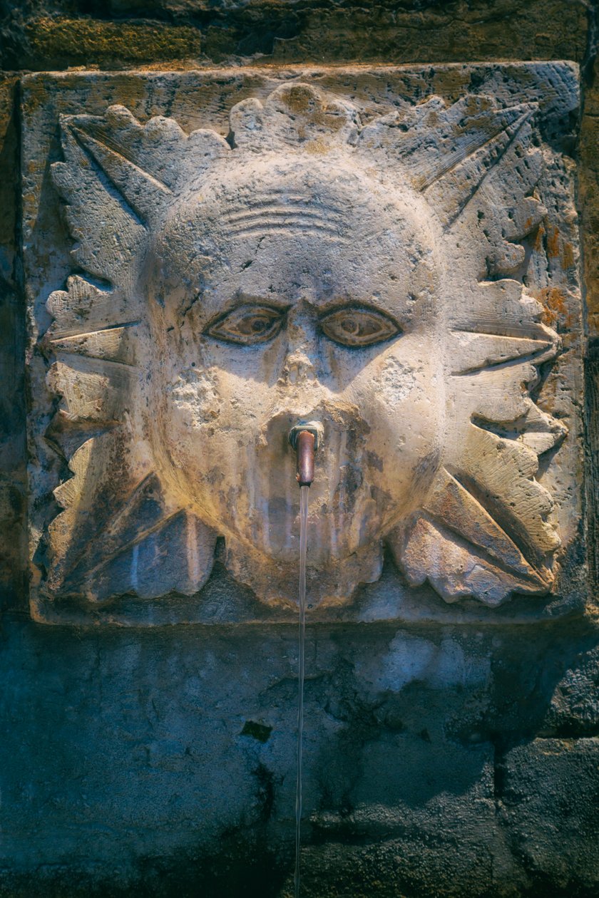 Assisi, Italia, suihkulähde (kuva) tekijältä Ferdinand Georg Waldmuller