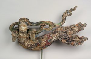 Apsaras, 1600-1700-luku (monivärinen puu)