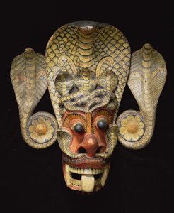 Sri Lankan naamio (maalattua puuta)